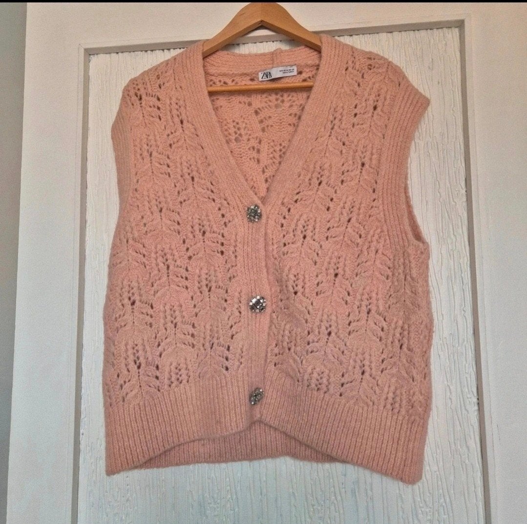 Roze Zara Kabelgebreide Spencer met Strass Knopen | Mouwloos, Maat 38/40 (M), Zara, Ophalen of Verzenden, Zo goed als nieuw