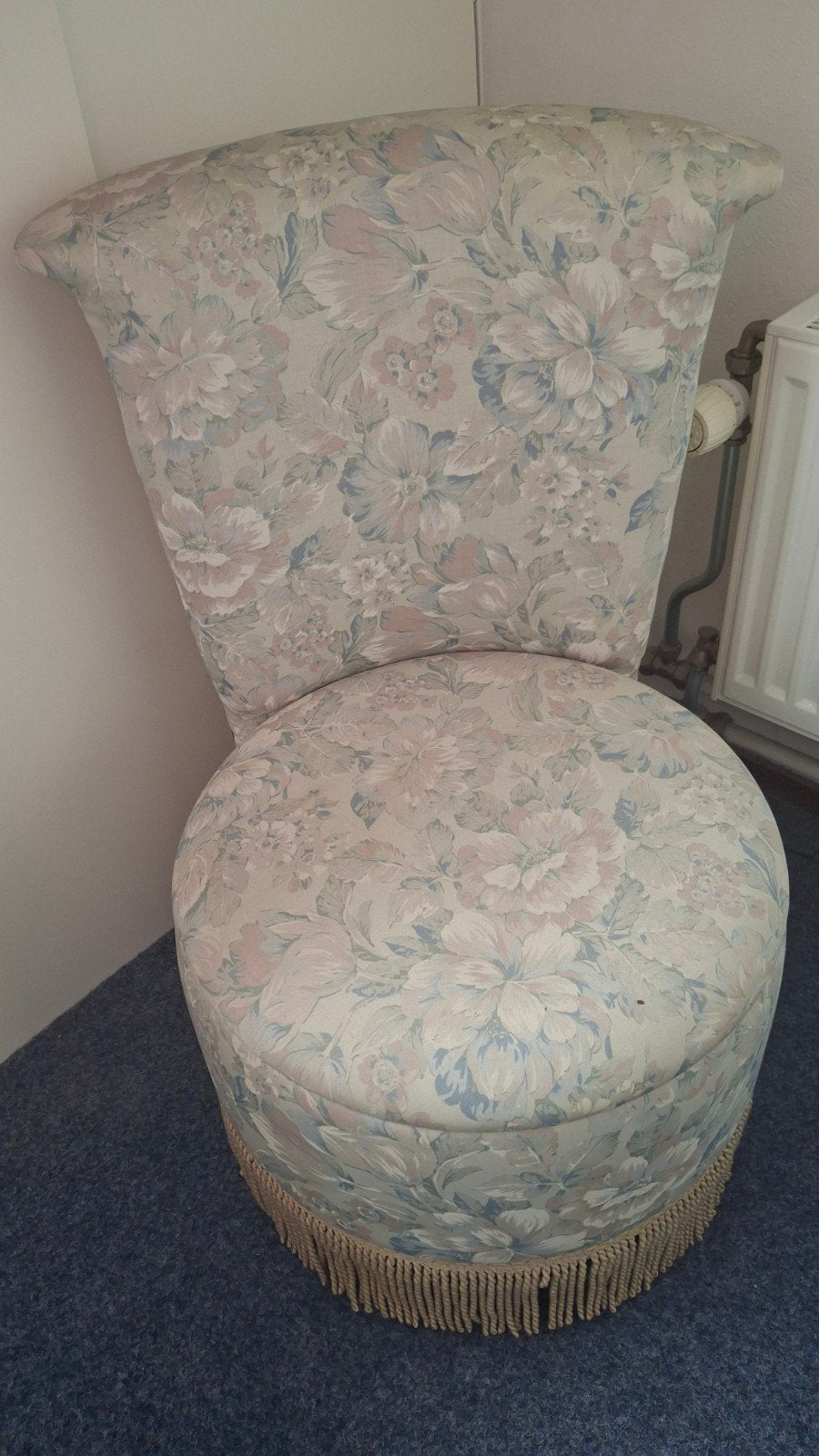 Vintage stoel met bloemenprint en franjes, Ophalen, Gebruikt, Overige kleuren, Vintage, Klassiek, Bloemenprint