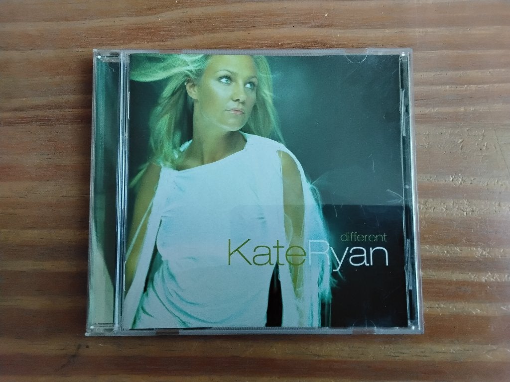 kate ryan - different, Ophalen of Verzenden, Zo goed als nieuw, Pop, Album
