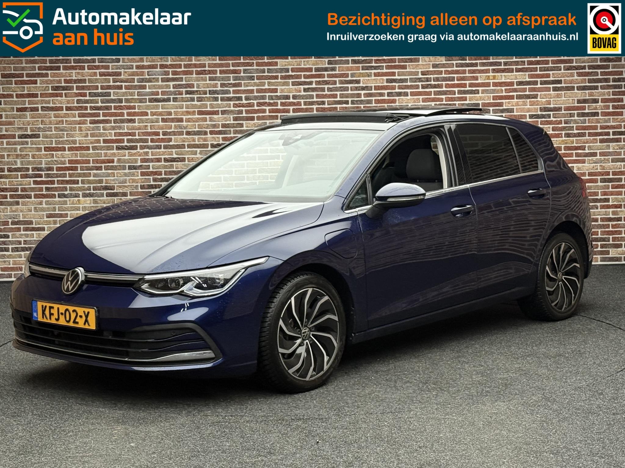 Volkswagen Golf 1.4 eHybrid Style Panoramadak Virtual Massag, Auto's, Blauw, Plug-in hybride, 13 kWh, Geïmporteerd