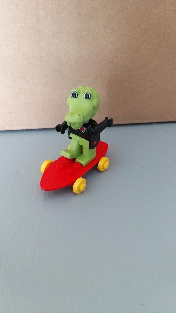 Fabuland lego Clive krokodil met skateboard, Overige thema's, Lego, Overige typen, Inclusief minifiguren