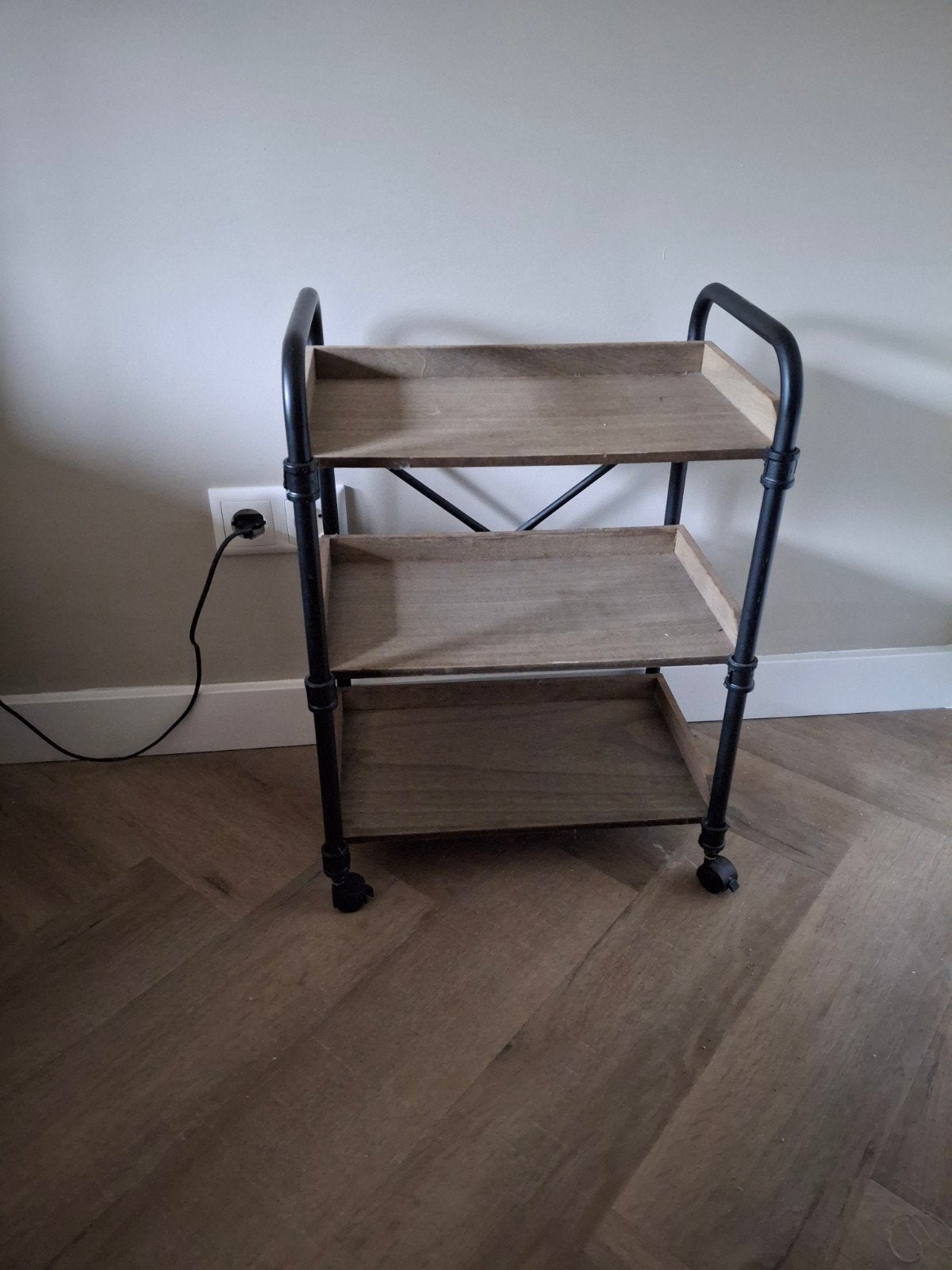 Industriële serveerwagen / trolley met 3 planken, Ophalen, Zo goed als nieuw