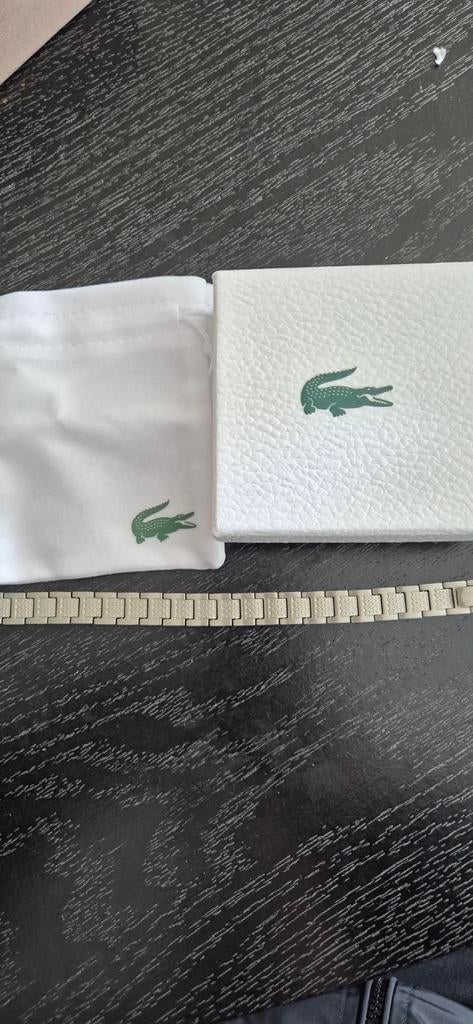 Lacoste Armband - Zilverkleurig met Krokodil Logo, Ophalen of Verzenden, Zo goed als nieuw, Zilver, Staal