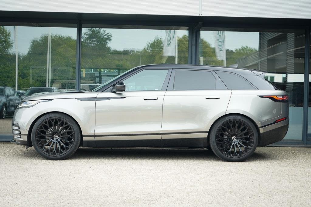 Land Rover Range Rover Velar 3.0 V6 AWD First Edition / Pano, Auto's, Land Rover, Automaat, Gebruikt, Euro 6, 2993 cc