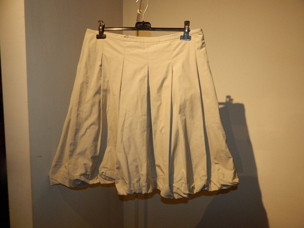 Pauw Amsterdam beige uitlopende rok gladde stof mt 4/42
