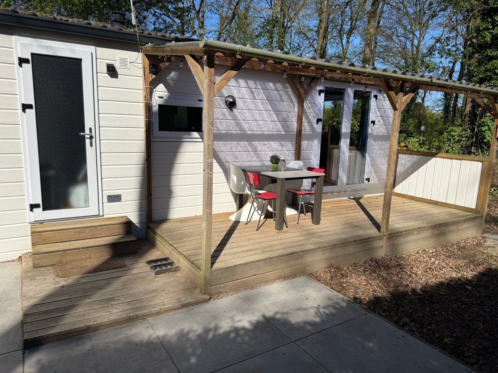 Chalet te huur op Jutberg Gelderland in juni- juli-aug-sept, In bos, 2 slaapkamers, Recreatiepark, Gelderland en Veluwe