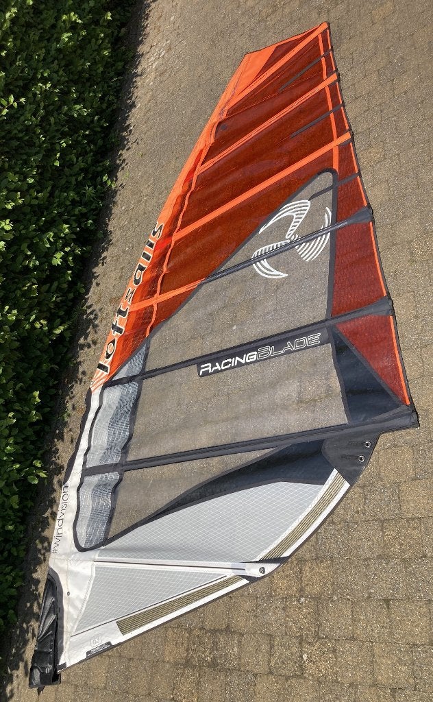Loftsails Racingblade 6,3 model 2019, Watersport en Boten, Windsurfen, 5 tot 6.5 m², Ophalen of Verzenden, Zeil, Loftsails