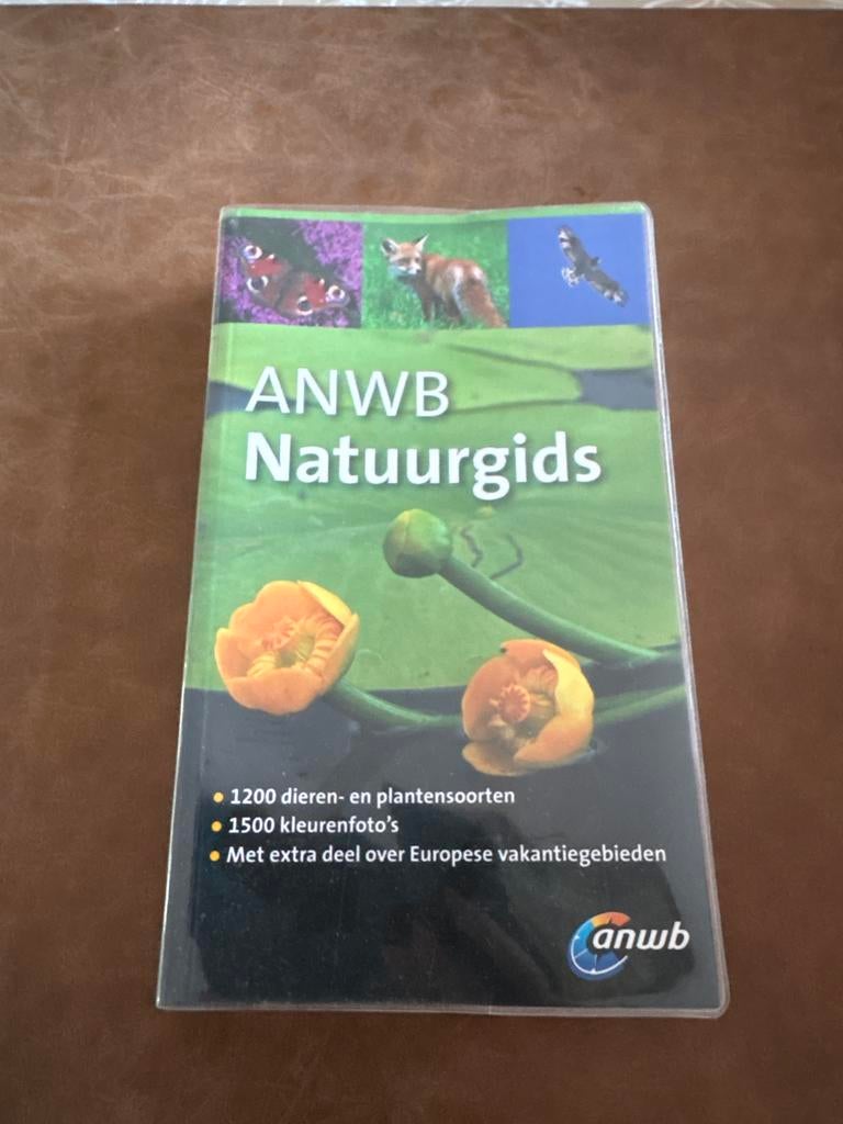 ANWB Natuurgids: Dieren- en plantengids voor Europa, Boeken, Ophalen of Verzenden, Zo goed als nieuw, Natuur algemeen