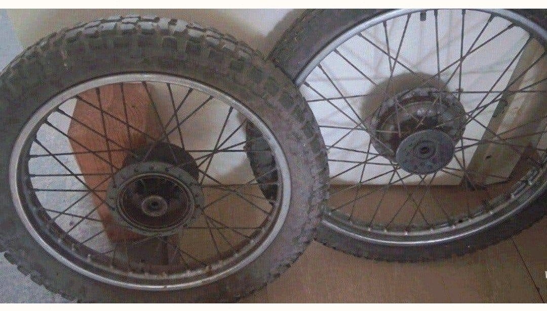 Voor- en achterwiel Yamaha DT50 DT50MX, Ophalen of Verzenden, Gebruikt, Overige typen, Yamaha