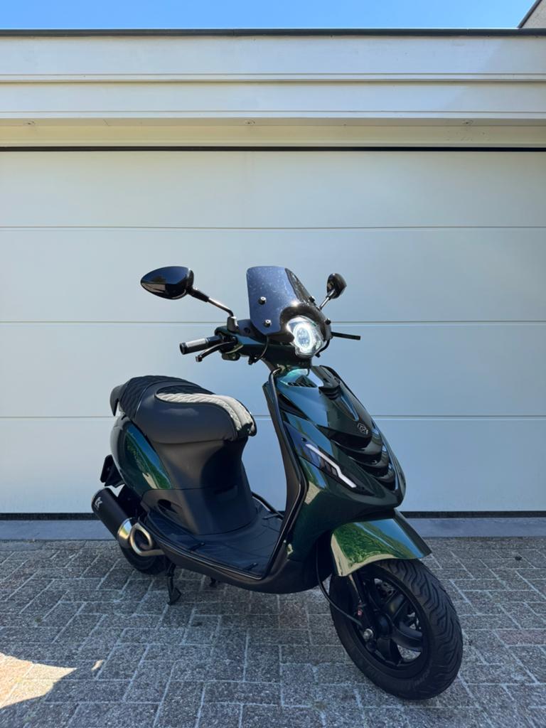 Piaggio zip- 80cc- Jaguar green- Full option, Ophalen, Zo goed als nieuw, Benzine, Zip