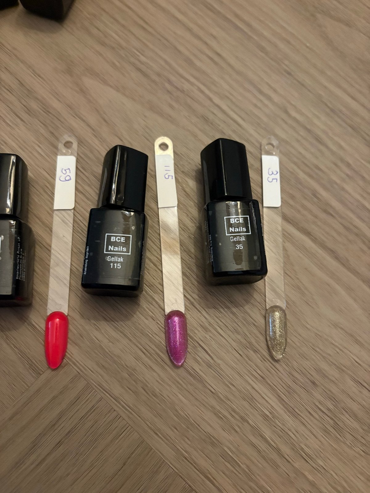 Gellak en nagelverzorgingsproducten, Ophalen of Verzenden, Gebruikt