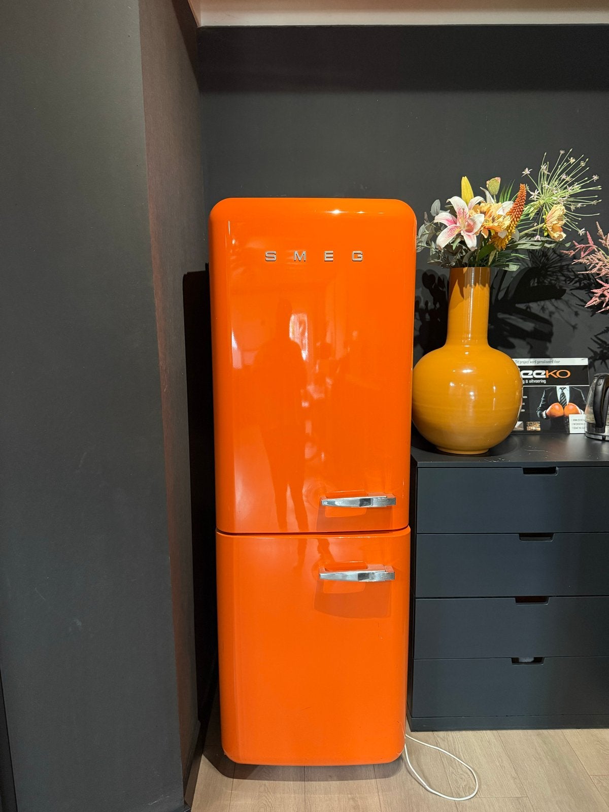 Smeg Koelkast met aparte vriezer - Oranje Retro Stijl, Ophalen, 200 liter of meer, 60 cm of meer, Met aparte vriezer