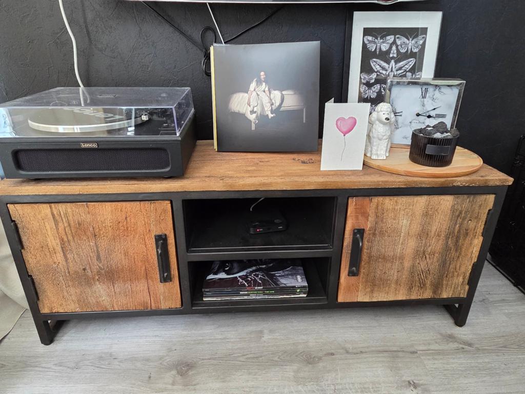 Tv meubel ledston mango brushed, Huis en Inrichting, Kasten | Televisiemeubels, Ophalen, Zo goed als nieuw, 25 tot 50 cm, Minder dan 100 cm
