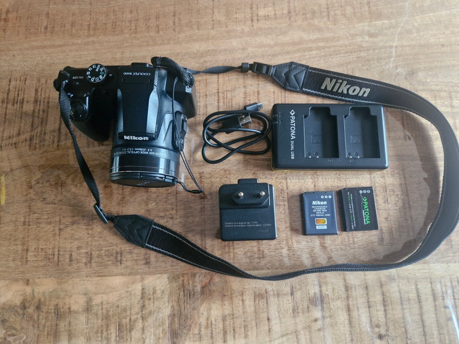 Coolpix B600 Nikon, Ophalen, Gebruikt, Nikon