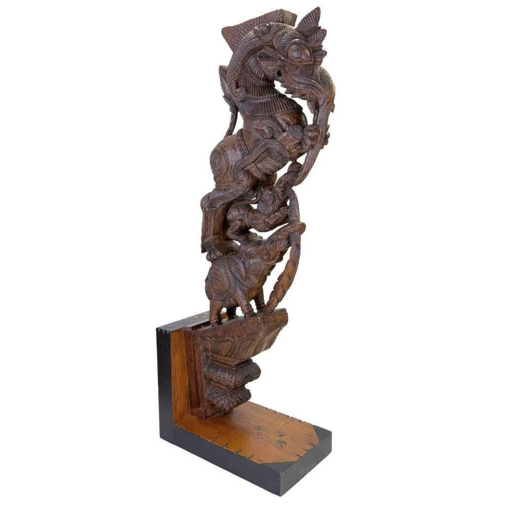 Tempelbeugel – Indiase Yali en olifant, Antiek en Kunst, India, Ophalen of Verzenden, Wanddecoratie, Hout