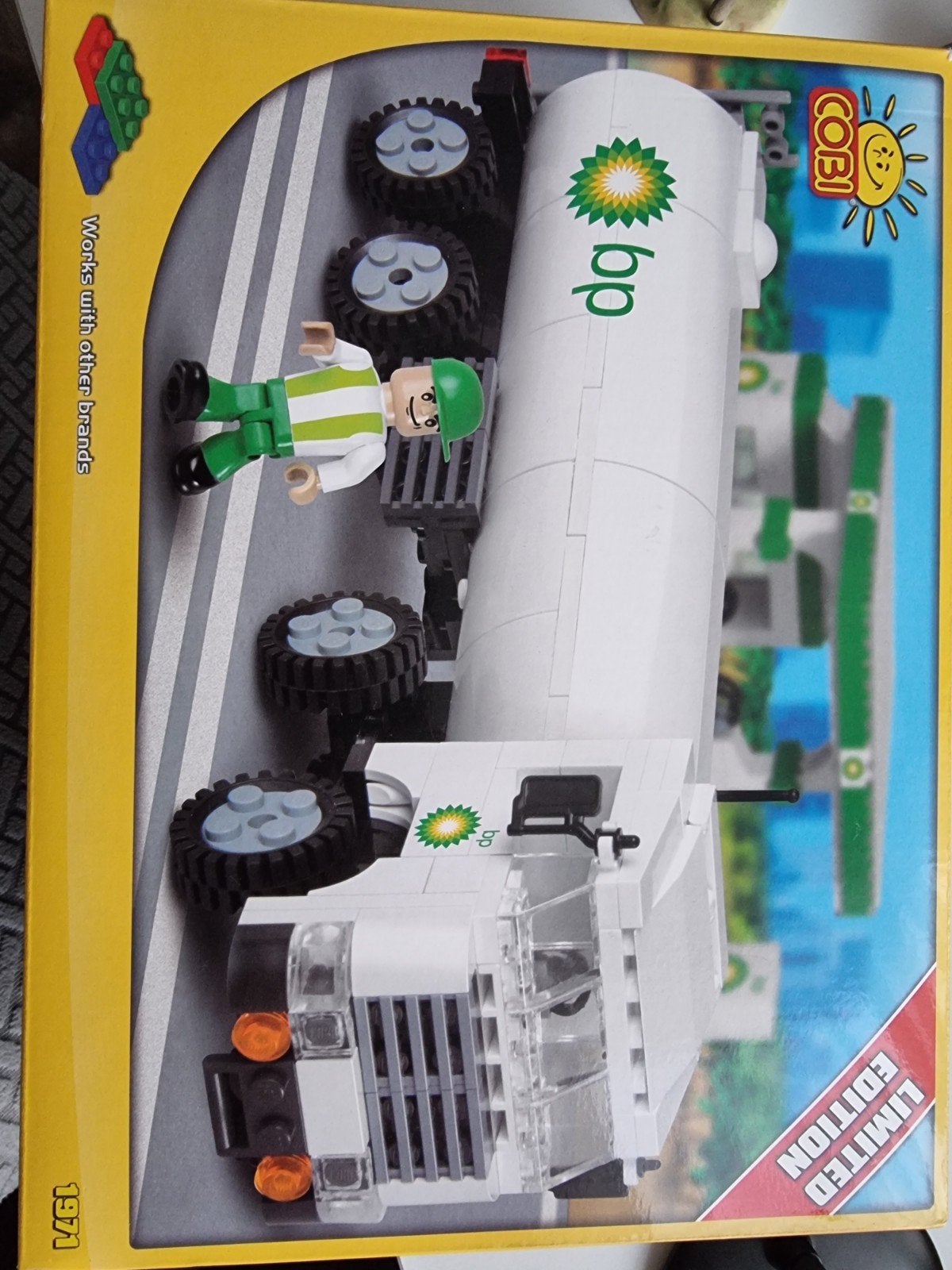 COBI BP Tankwagen Limited Edition - Nieuw in doos, Ophalen of Verzenden, Nieuw, Overige merken