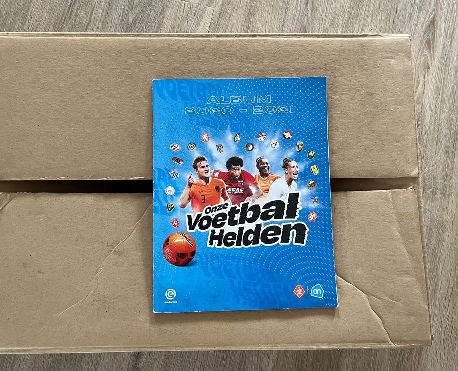 AH Voetbalplaatjes + Boek 2020, Ophalen of Verzenden, Zo goed als nieuw, Overige binnenlandse clubs, Poster, Plaatje of Sticker