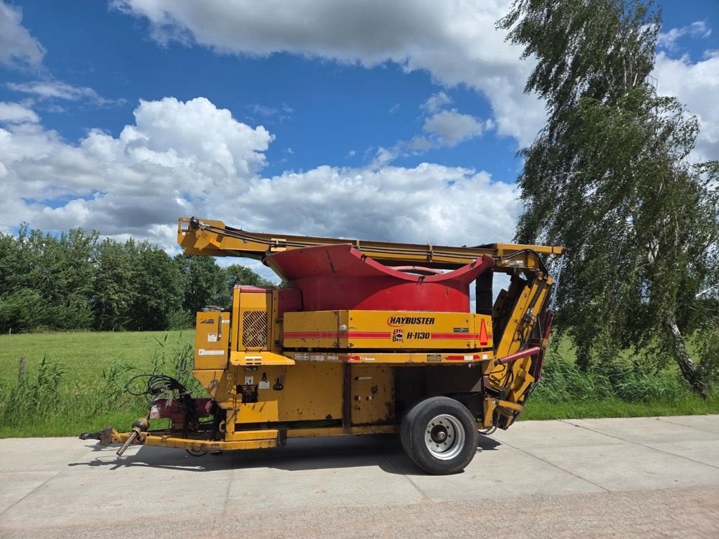 Haybuster H1130 TubGrinder strohakselaar, Gebruikt, Overige carrosserieën, Overige brandstoffen, Origineel Nederlands
