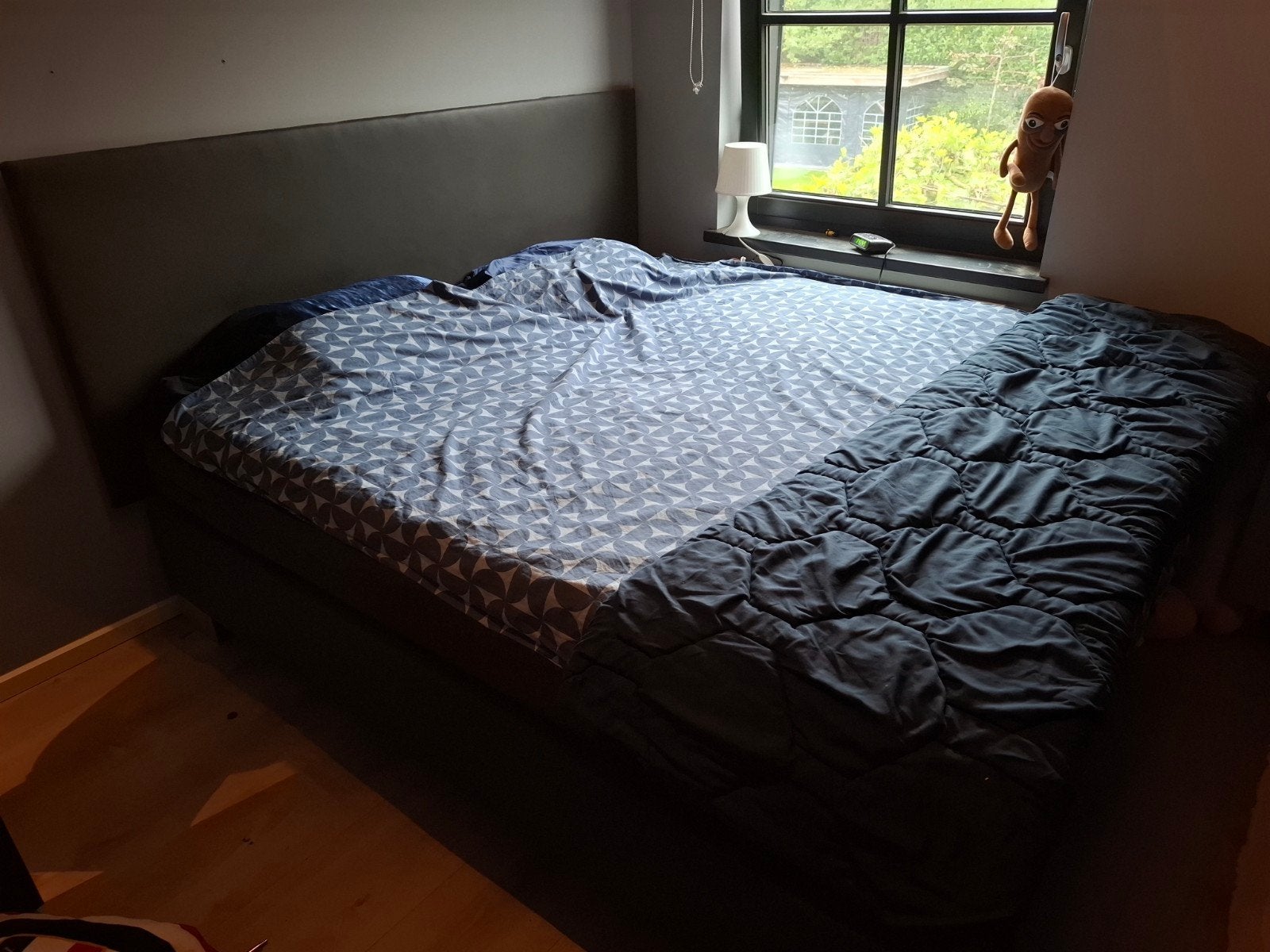 Tweepersoons boxspring met los hoofdbord en matras, Ophalen, Gebruikt, Tweepersoons, 180 cm