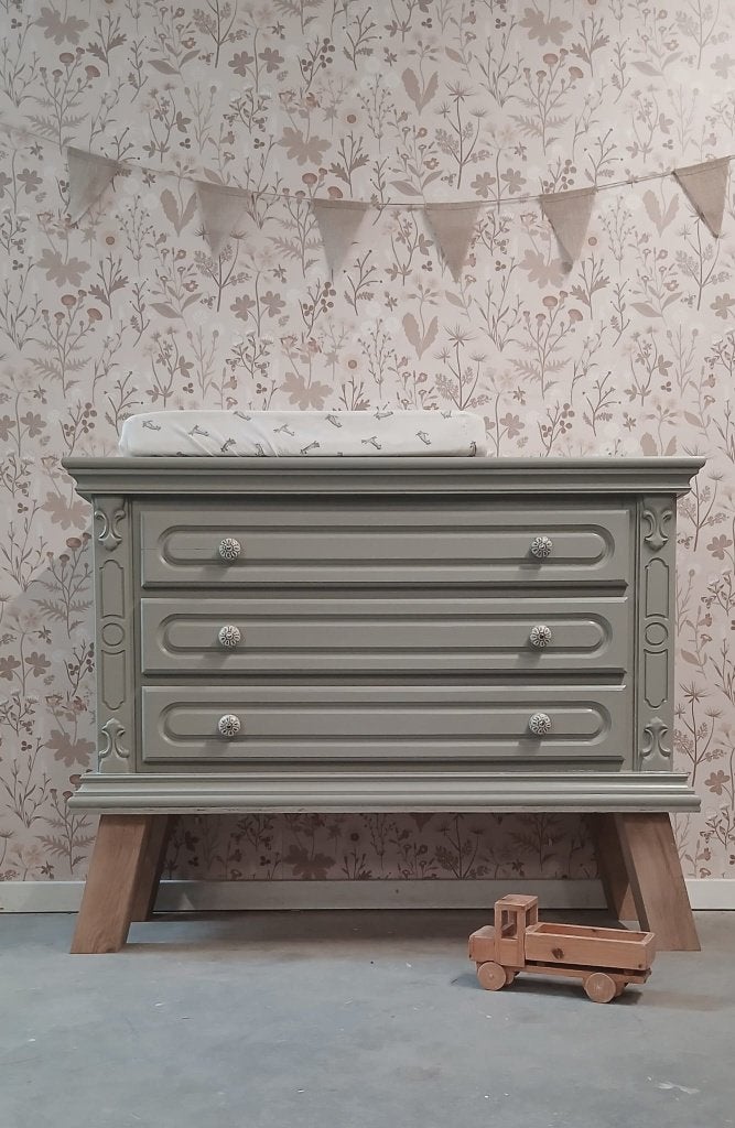 Vintage eikenhouten commode met laden in zachtgroene kleur, Josièfine Vintage Line, Ophalen of Verzenden, Info@josiefine.nl, 100 cm of meer
