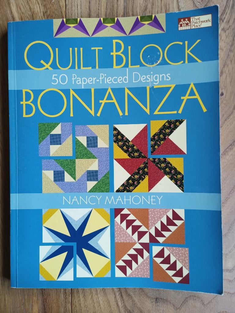 Quilt block Bonanza Nancy Mahoney patchwork 50 designs, Boeken, Hobby en Vrije tijd, Ophalen of Verzenden, Nieuw, Borduren en Naaien