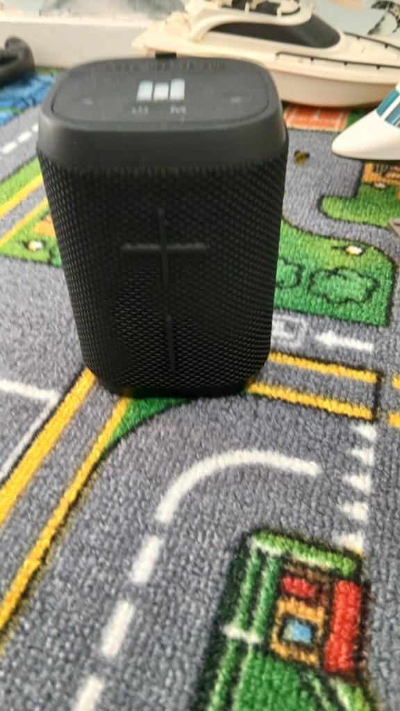 Roseland Draagbare Bluetooth Speaker - Compact en Krachtig, Audio, Tv en Foto, Luidsprekers, Gebruikt, Overige typen, Minder dan 60 watt
