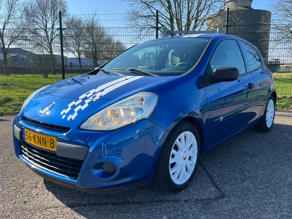 Renault Clio 1.2 16V/Distr. VV/Cruise/Airco/Bluetooth/, Voorwielaandrijving, 74 pk, Zwart, 4 cilinders