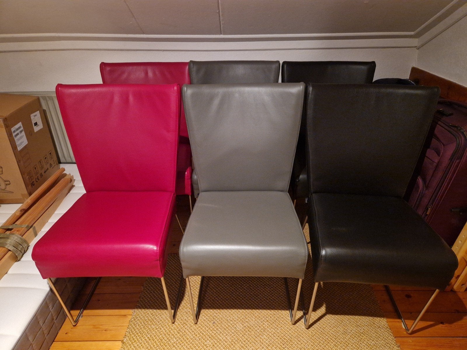 Set van 6 leren eetkamerstoelen: rood, grijs en zwart, Ophalen, Gebruikt, Overige kleuren, Leer