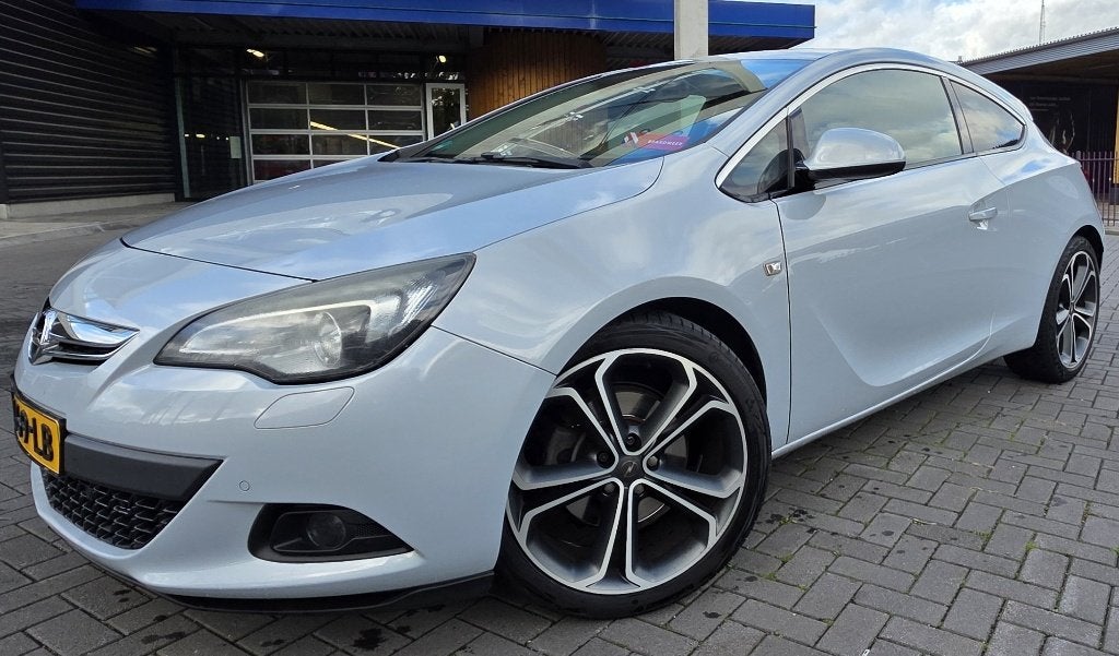 Opel Astra GTC Sport 1.4 (Goed onderhouden), Voorwielaandrijving, 1350 kg, Stof, Zwart