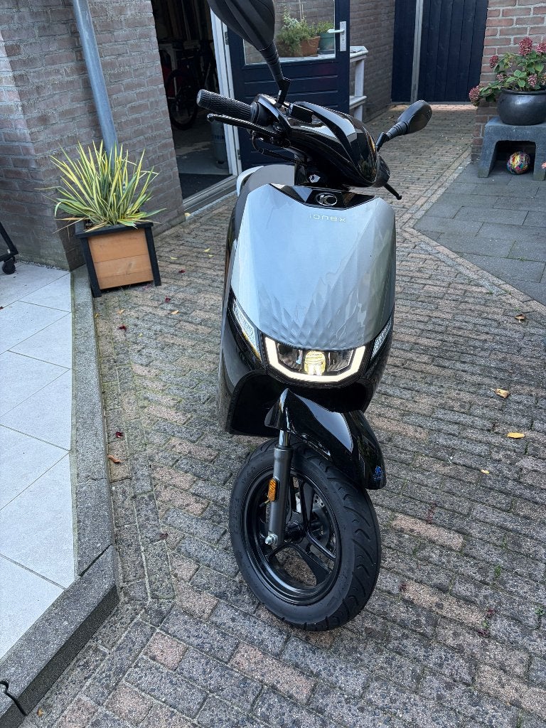 Kymco electric scooter I-Onex, Fietsen en Brommers, Ophalen, Overige modellen, Maximaal 45 km/u, Elektrisch