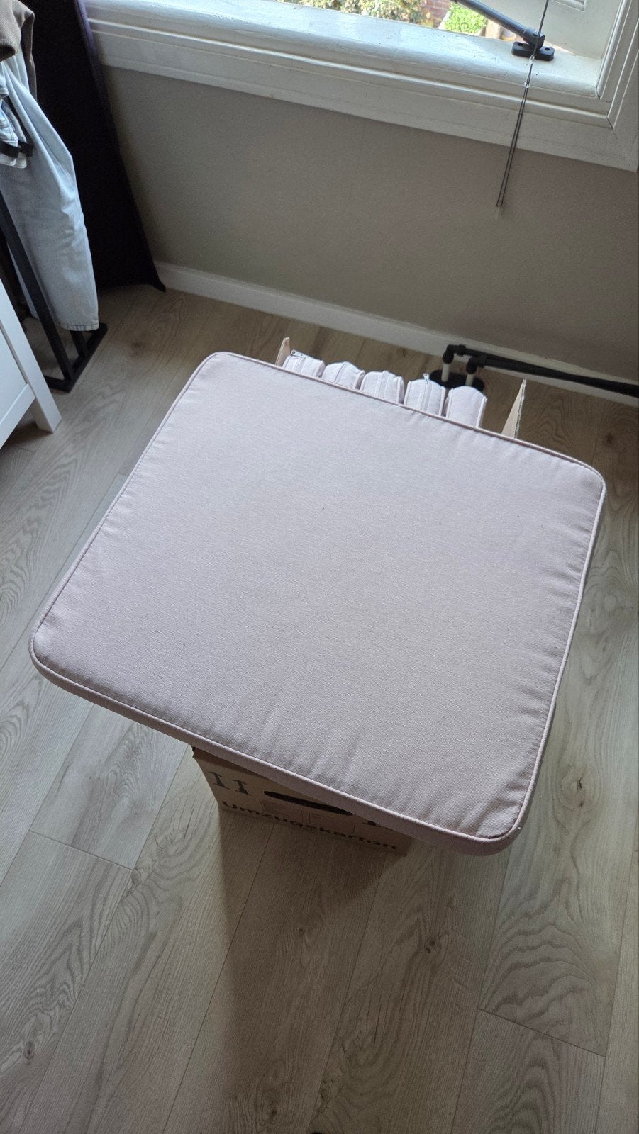 Kussen 58x50x5.5 cm, Ophalen, Gebruikt, Beige, Rechthoekig