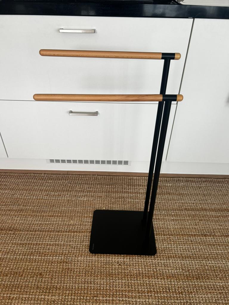 Sealskin handdoekrek metaal en hout, Huis en Inrichting, Ophalen, Overige typen, 50 tot 100 cm, Zo goed als nieuw