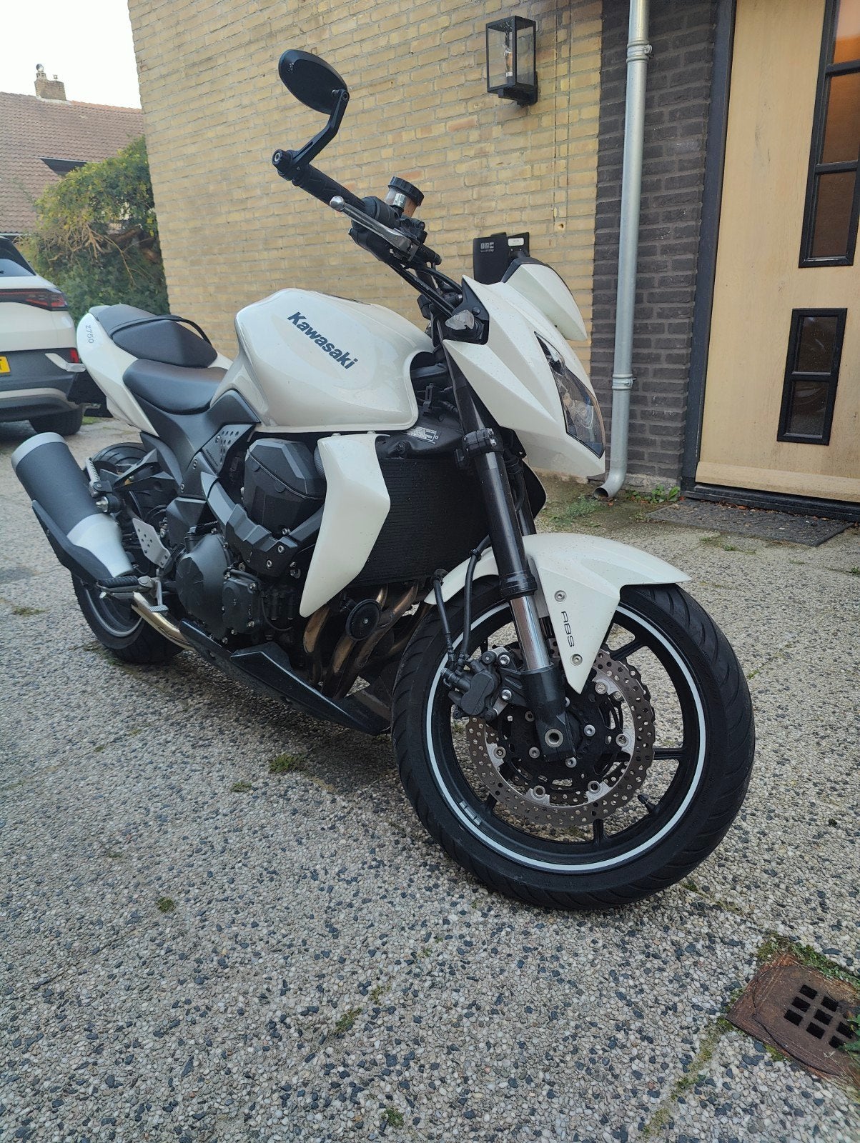 Kawasaki Z750R ABS (2011). Weinig KM's, Motoren, 750 cc, 4 cilinders, Particulier, Meer dan 35 kW