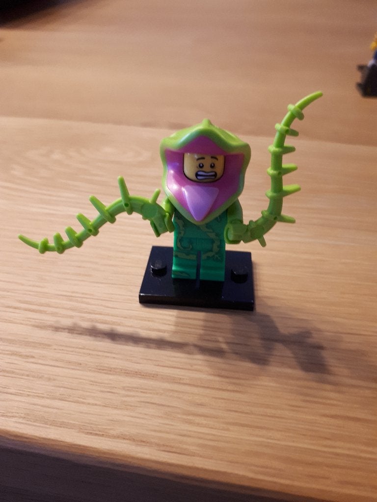 71010-5 lego monster mini fig. plant monster, Compleet, Lego, Nieuw, Ophalen of Verzenden