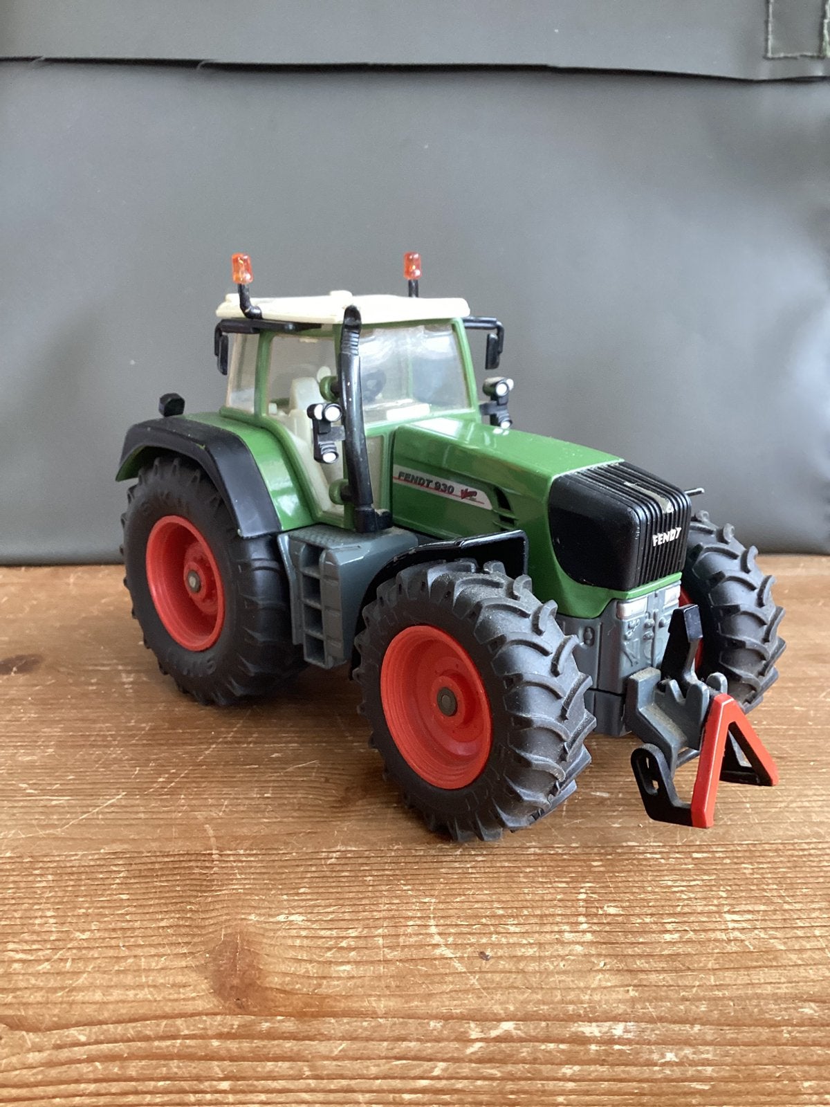 Fendt tractor, Ophalen of Verzenden, Zo goed als nieuw, Tractor of Landbouw, SIKU