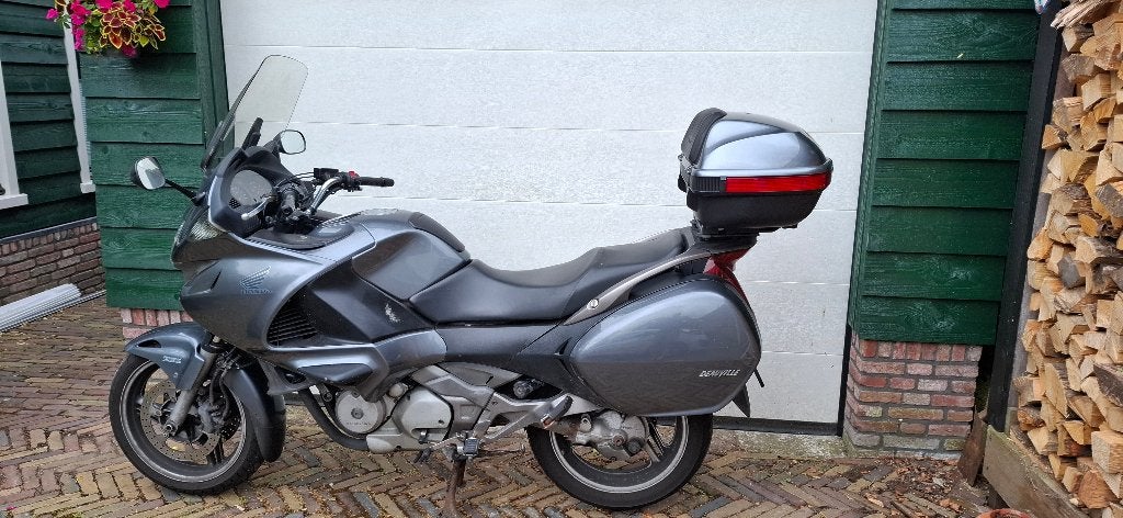 Honda Deauville NT700VA (ABS), 2 cilinders, Motorrijbewijs A, Gebruikt, Particulier