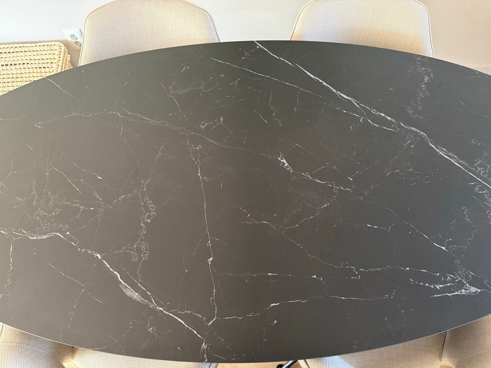 Moderne ovale eettafel 180 cm - Zo goed als nieuw, Ophalen, 50 tot 100 cm, Zo goed als nieuw, 150 tot 200 cm