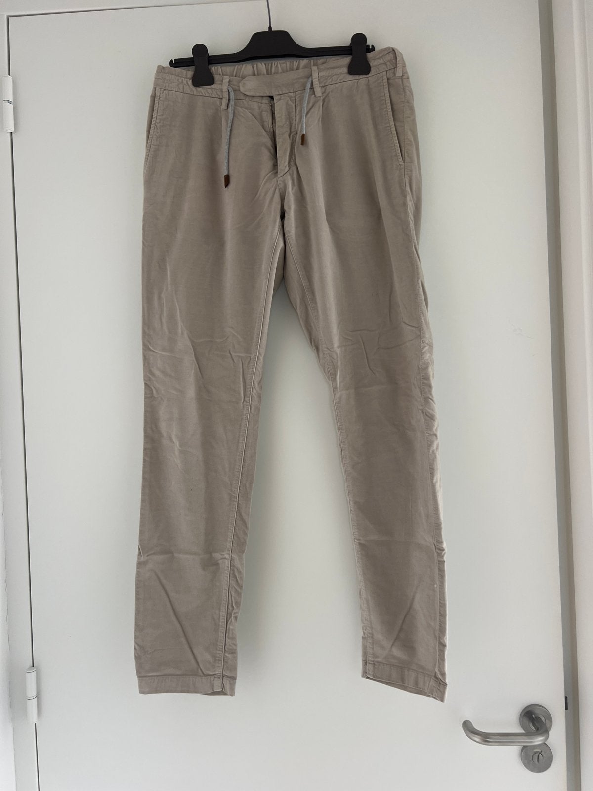 Eleventy Milano herenbroek - Beige - Maat 34, Kleding | Heren, Ophalen of Verzenden, Zo goed als nieuw, Overige maten, Beige
