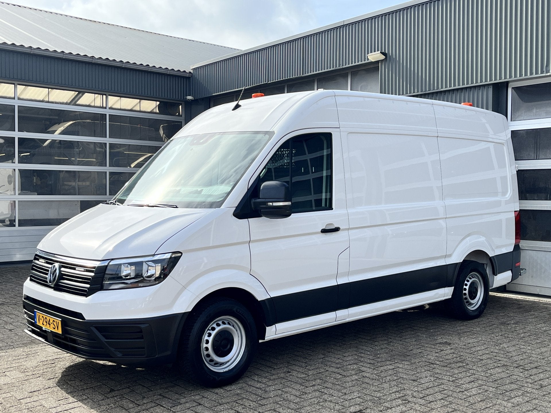Volkswagen Crafter 35 2.0 TDI L3H3 Werkplaats inrichting Kas, Auto's, Stof, Gebruikt, 4 cilinders, Volkswagen