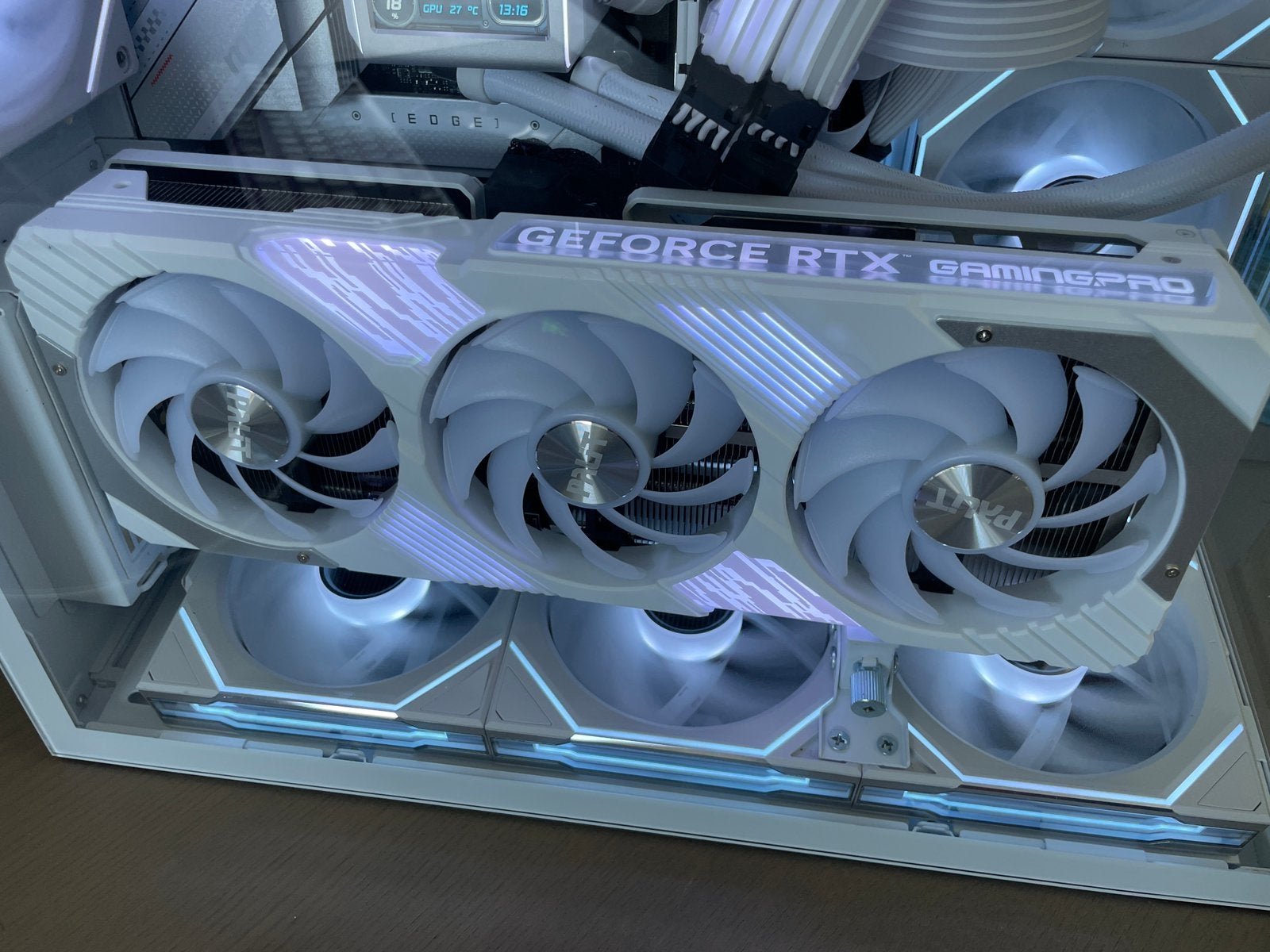 Palit GeForce RTX 4070 Ti SUPER GamingPro White OC., Computers en Software, Videokaarten, GDDR6, PCI-Express 4, Ophalen of Verzenden