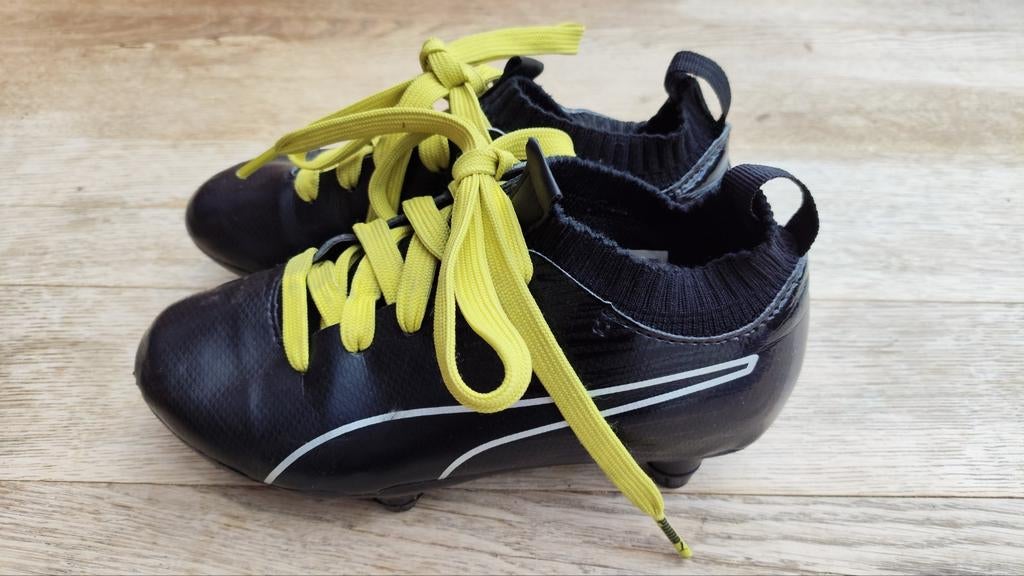 Voetbalschoenen maat 33, lange nop, nauwelijks gebruikt, Ophalen of Verzenden