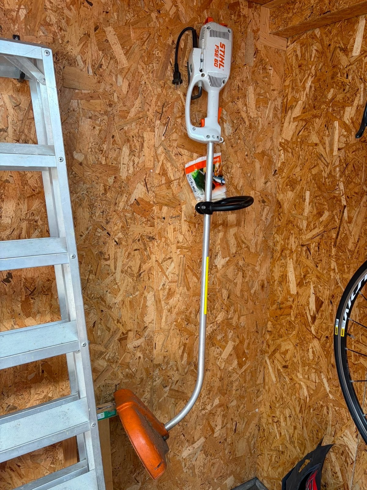 Stihl FSE 60 elektrische grastrimmer - Goed werkend, Ophalen, Gebruikt, 30 tot 50 cm, Elektrisch