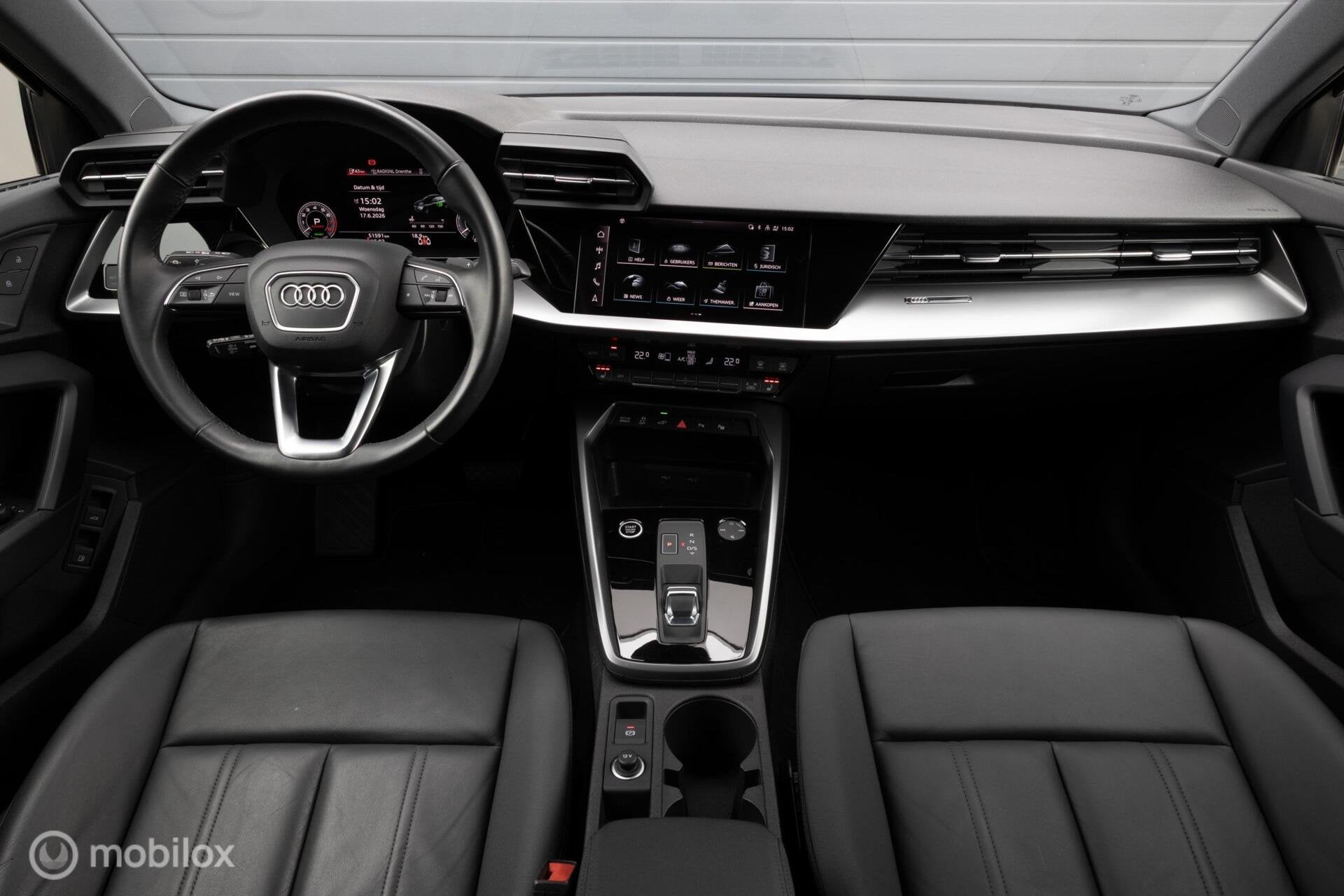 Audi A3 Sportback 40 TFSI e Business edition BTW auto, Auto's, Euro 6, 4 cilinders, Zwart, Leder