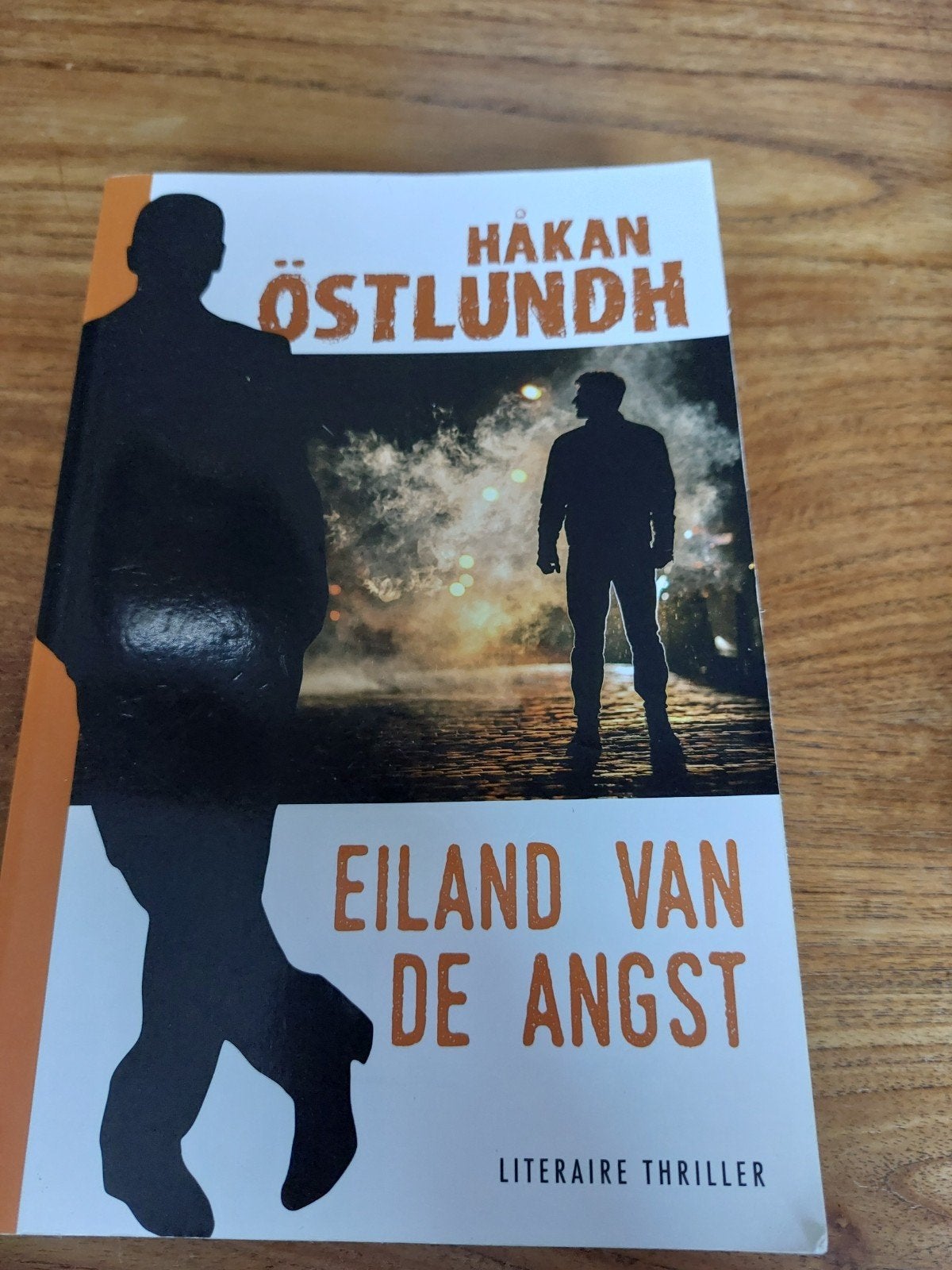 Eiland van de Angst - Håkan Östlundh (Literaire thriller), Ophalen of Verzenden, Gelezen, Håkan Östlundh, Scandinavië
