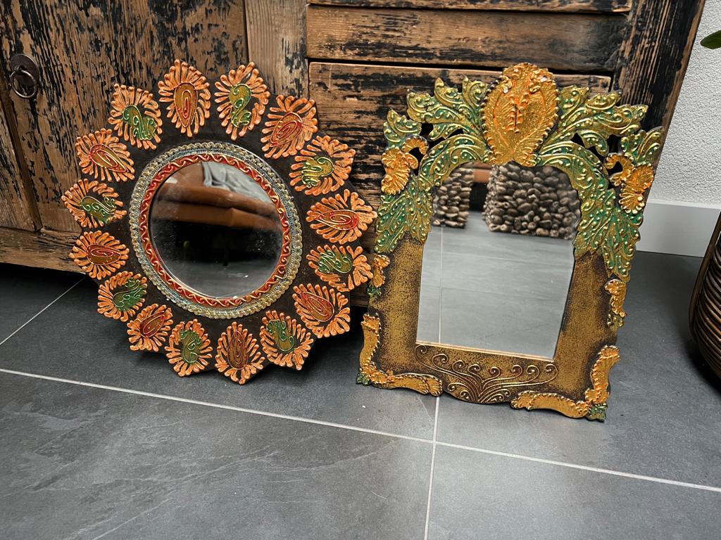 Houtsnijwerk oosterse spiegel handwerk 2 mooie spiegels, Nieuw, Ophalen of Verzenden, https://verburgtvintage.nl/#contact, Schipluidenlaan 20 5035KJ Tilburg