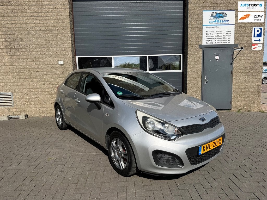 Kia RIO 1.4 CVVT Comfort Pack, Auto's, Voorwielaandrijving, Euro 5, 450 kg, Gebruikt
