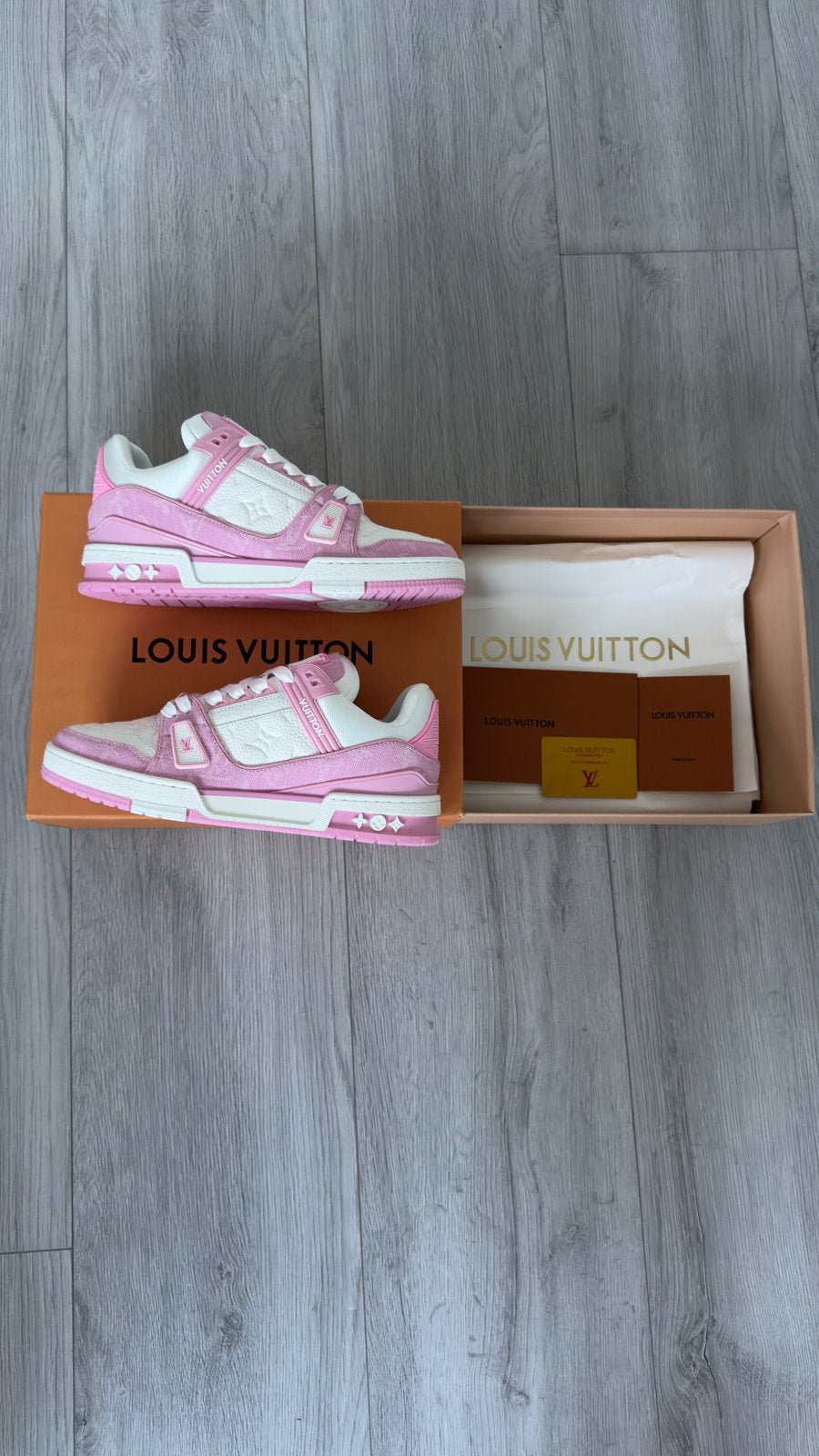 Louis Vuitton trainer, Ophalen of Verzenden, Nieuw, Sneakers of Gympen