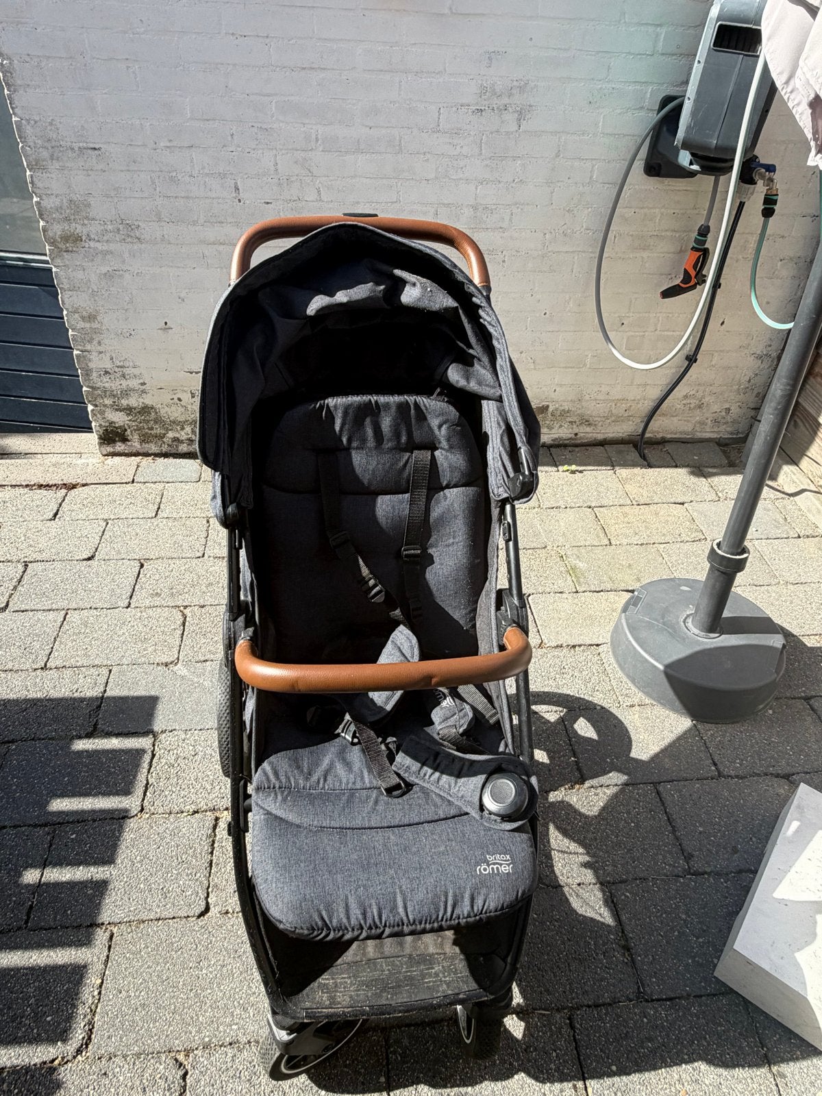Britax Römer kinderwagen - Gebruikt maar in goede staat, Kinderen en Baby's, Kinderwagens en Combinaties, Ophalen, Gebruikt, Kinderwagen
