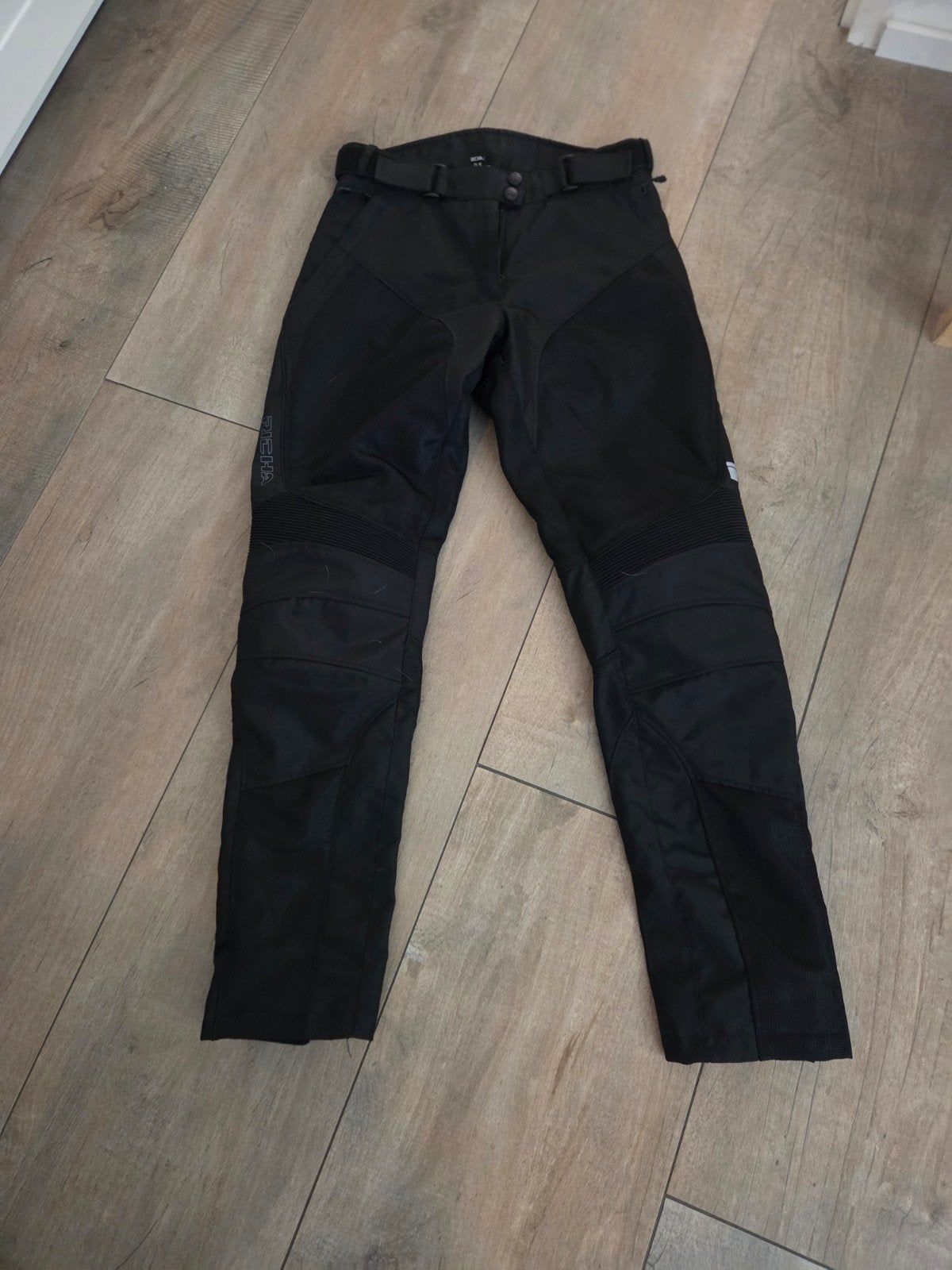 Richa dames motorbroek mt S (ook voor kinderen), Motoren, Ophalen, Kinderen, Broek | textiel, Richa