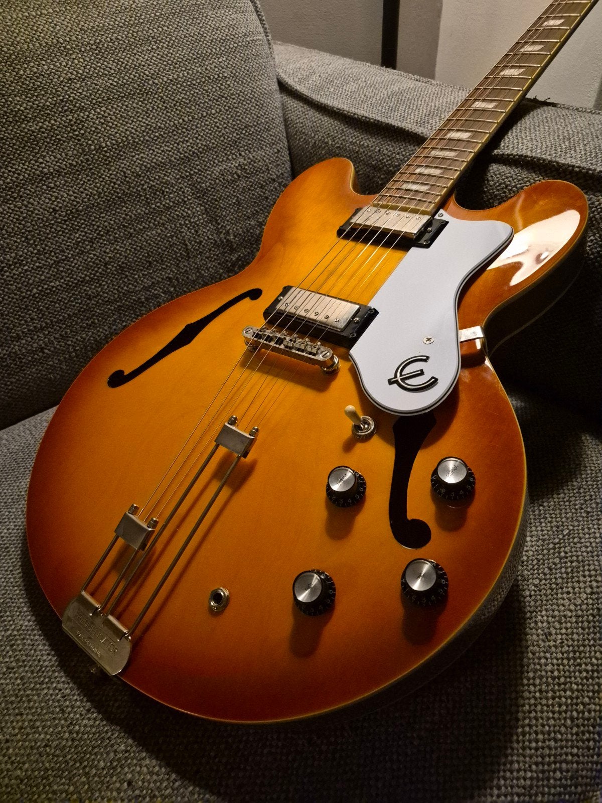 Epiphone Riviera Royal Tan - Zo goed als nieuw, Ophalen, Zo goed als nieuw, Semi-solid body, Epiphone